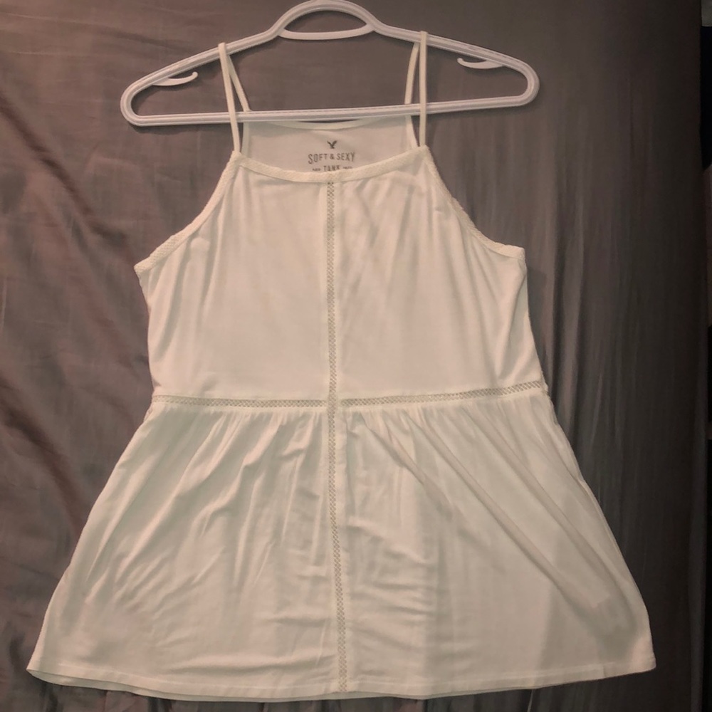 AEO white tank